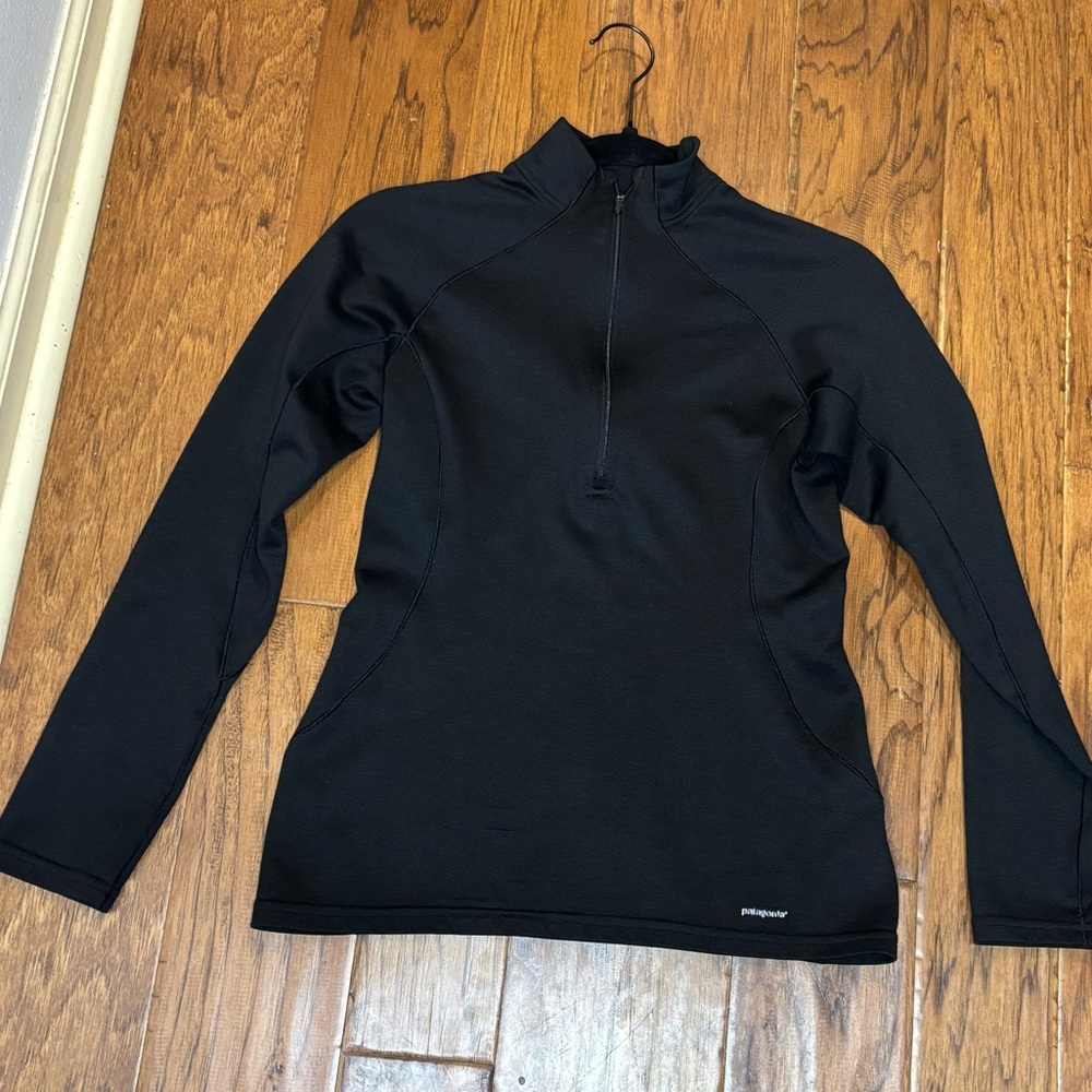 Black Patagonia Capilene Midweight 1/4 Zip Base Layer Women’s XS